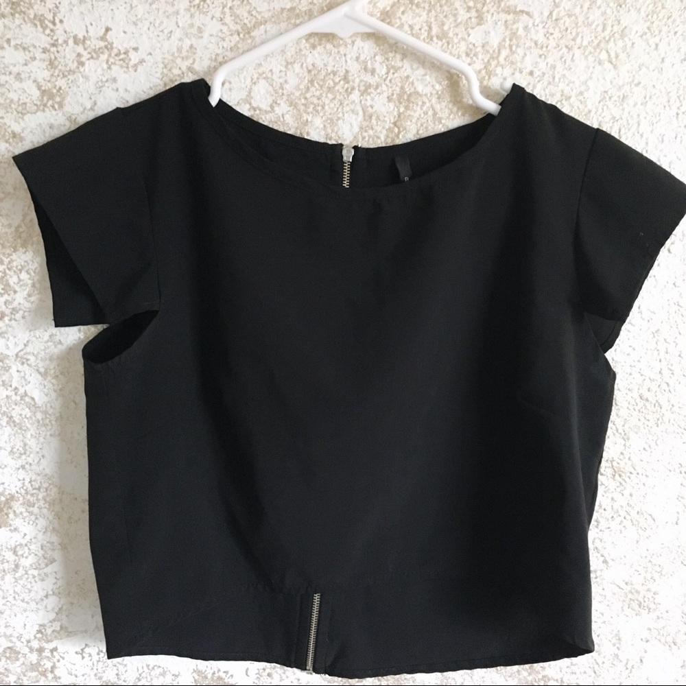 Black zippered back crop top